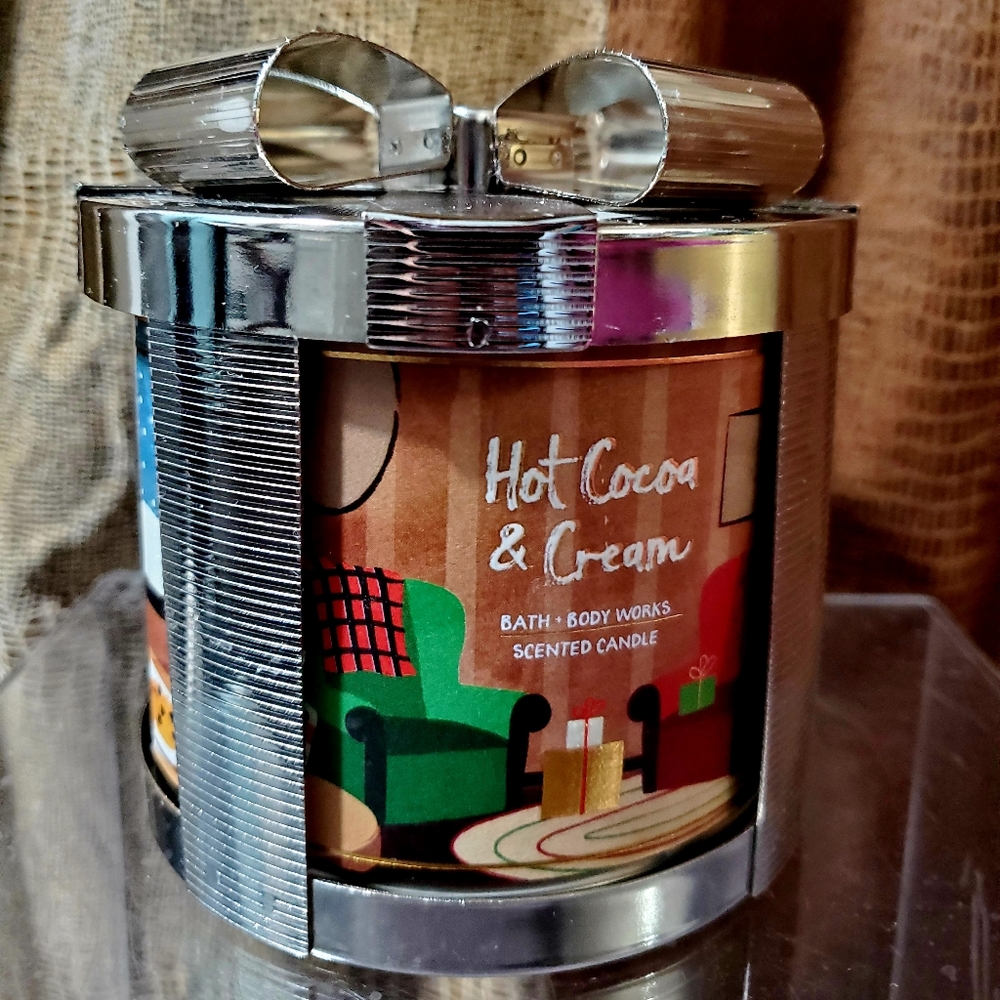 Slatkin & Co Bath & Body Works Metal Candle Holder & Candle